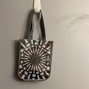 It cosmetics reusable bag